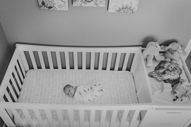 Lifestyle Newborn Portraits in Wrigleyville